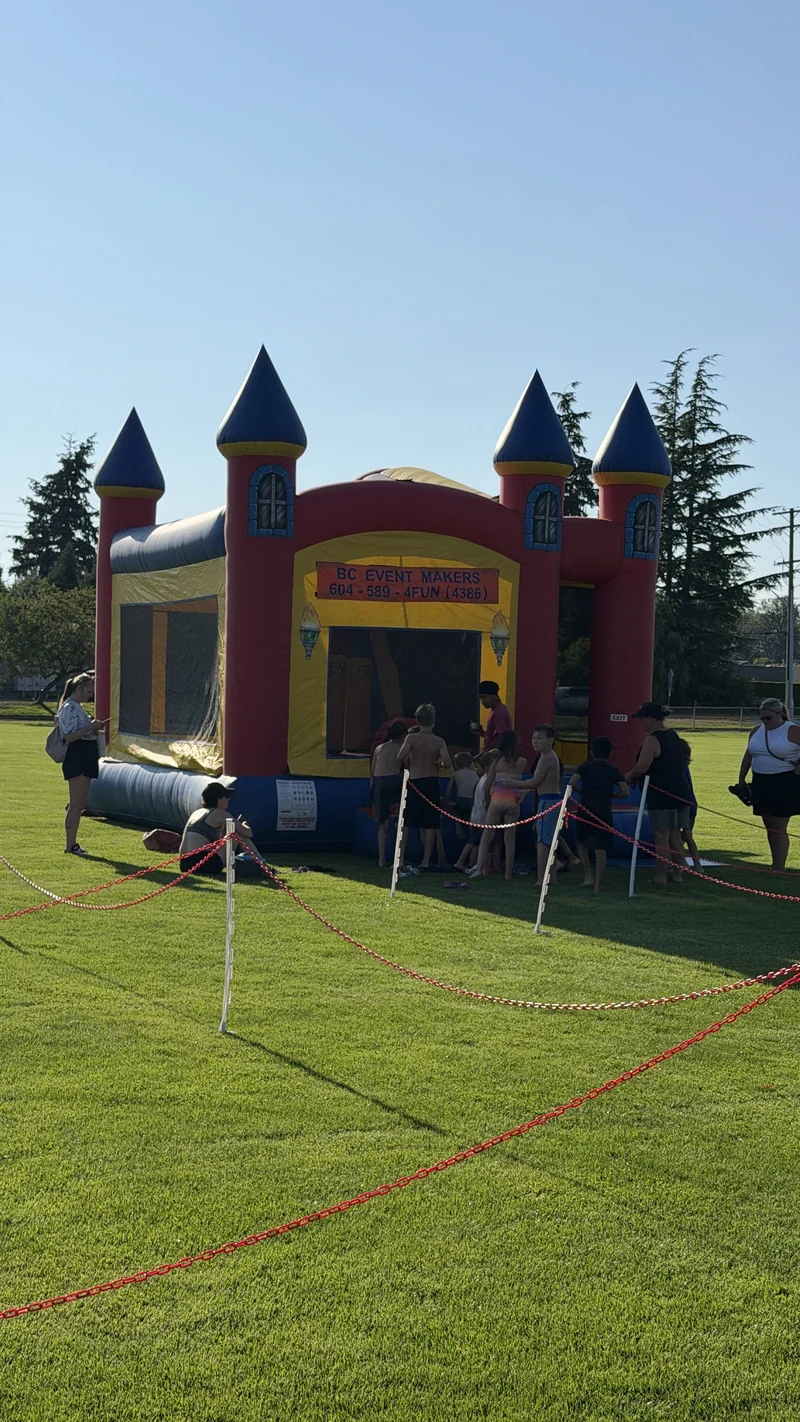 Excalibur 5 in 1 Bouncy Castle